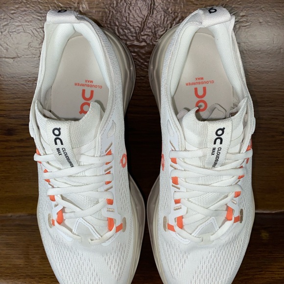 On Cloudsurfer Max women’s shoe size 9.5 - Picture 9 of 11